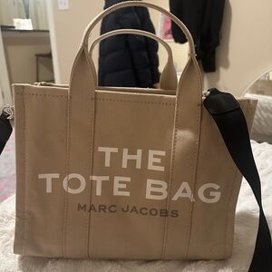 Marc Jacobs Beige Tote Bag lightly used in great condition